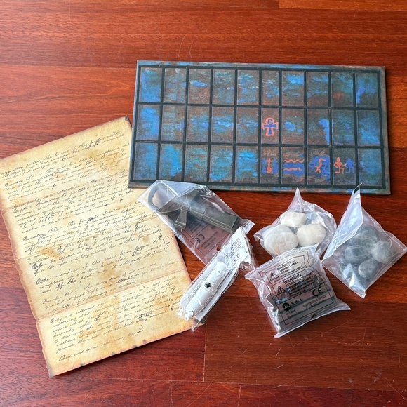 Lost: The Complete Series Collection [DVD] Temple Pyramid Collector's Edition - Picture 8 of 14